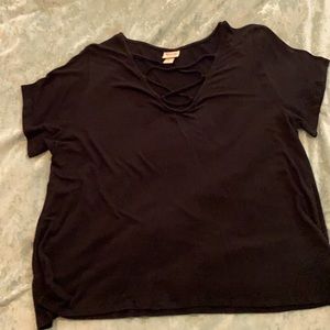Detailed black v neck
